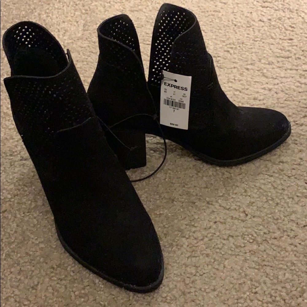 Booties - Picture 5 of 6